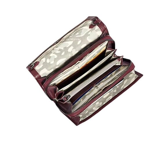 Aimee Kesternberg Delancey Wallet On A Chain - Picture 3 of 9
